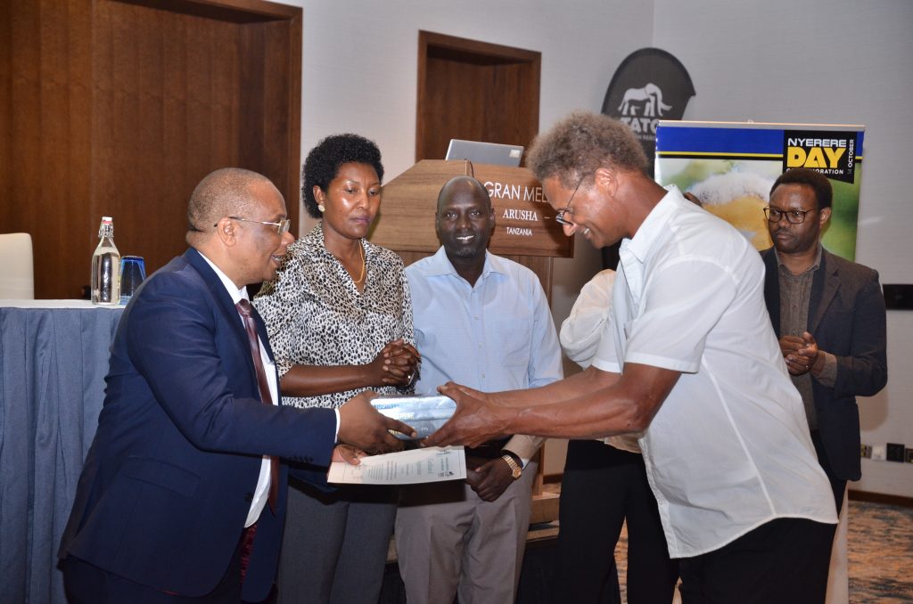 Tanzania tour operators honor conservation and tourism stars